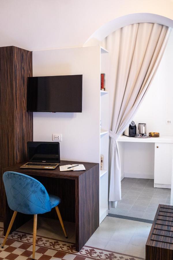 Riflessi Acireale Palace Suites Exterior foto